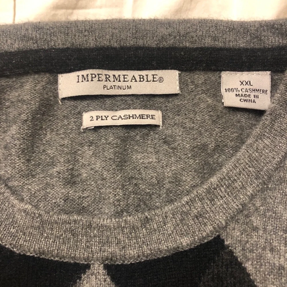 IMPERMEABLE‎ Platinum 100% Cashmere 2 Ply Gray Sweater Gray